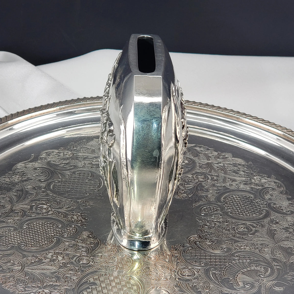 Seagull Pewter Vase - Daffodil Pattern ca 1992 - Made In Nova Scotia