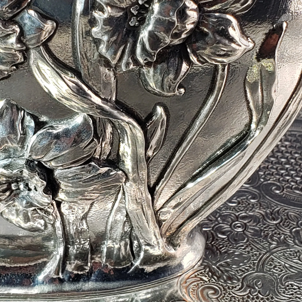 Seagull Pewter Vase - Daffodil Pattern ca 1992 - Made In Nova Scotia