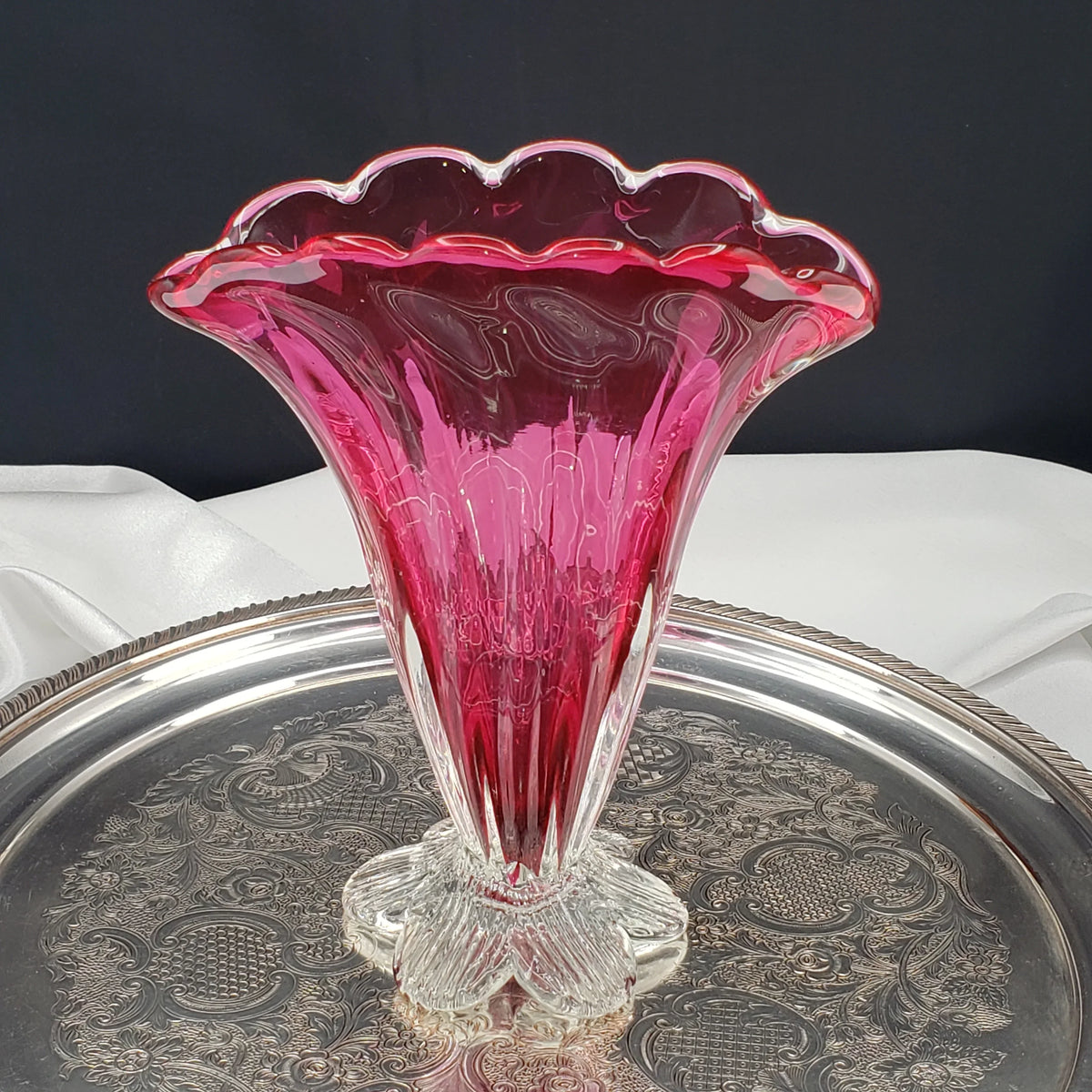 Vintage Rossi Cranberry Pink Glass Fan Vase - 1980s Decor