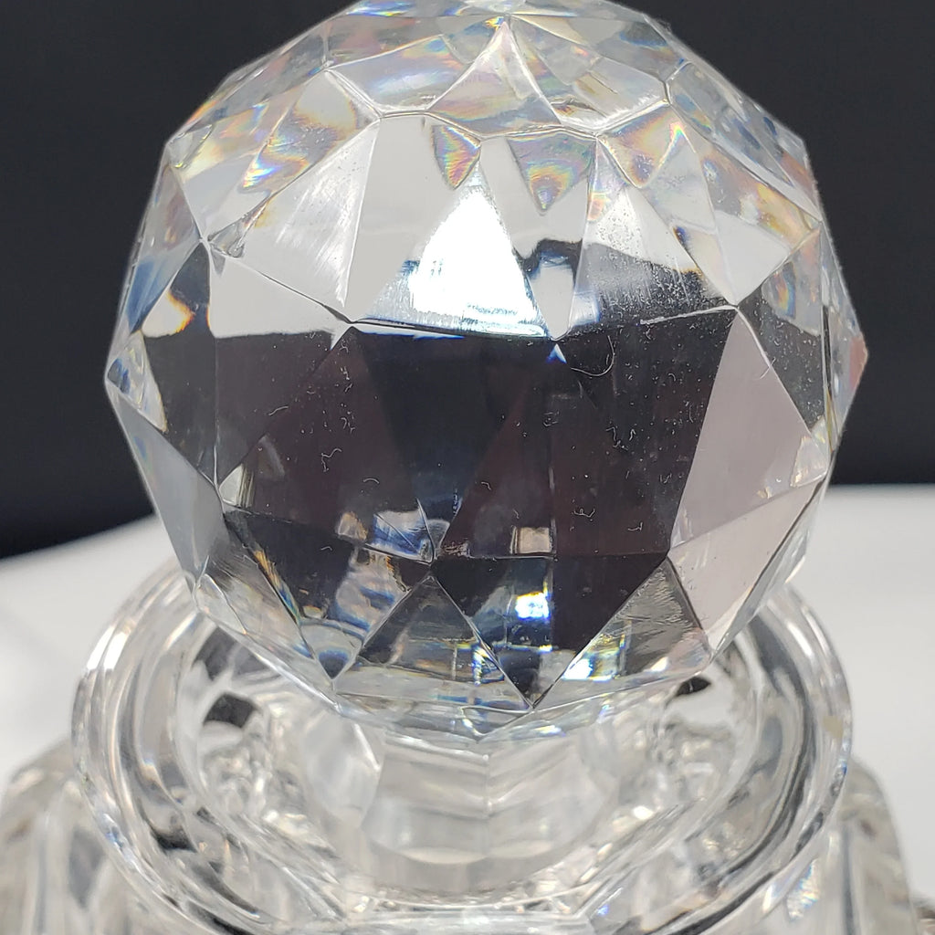 Vintage Cut Crystal Decanter – Deep Diamond Pattern with Thumbprints & Bevelled Corners – Faceted Stopper – Heavy Lead Crystal