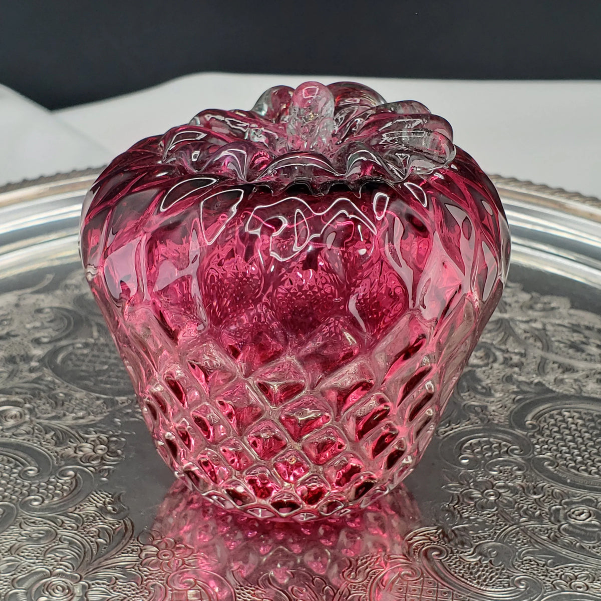 Vintage Rossi Hand Blown Cranberry Art Glass Strawberry Paperweight