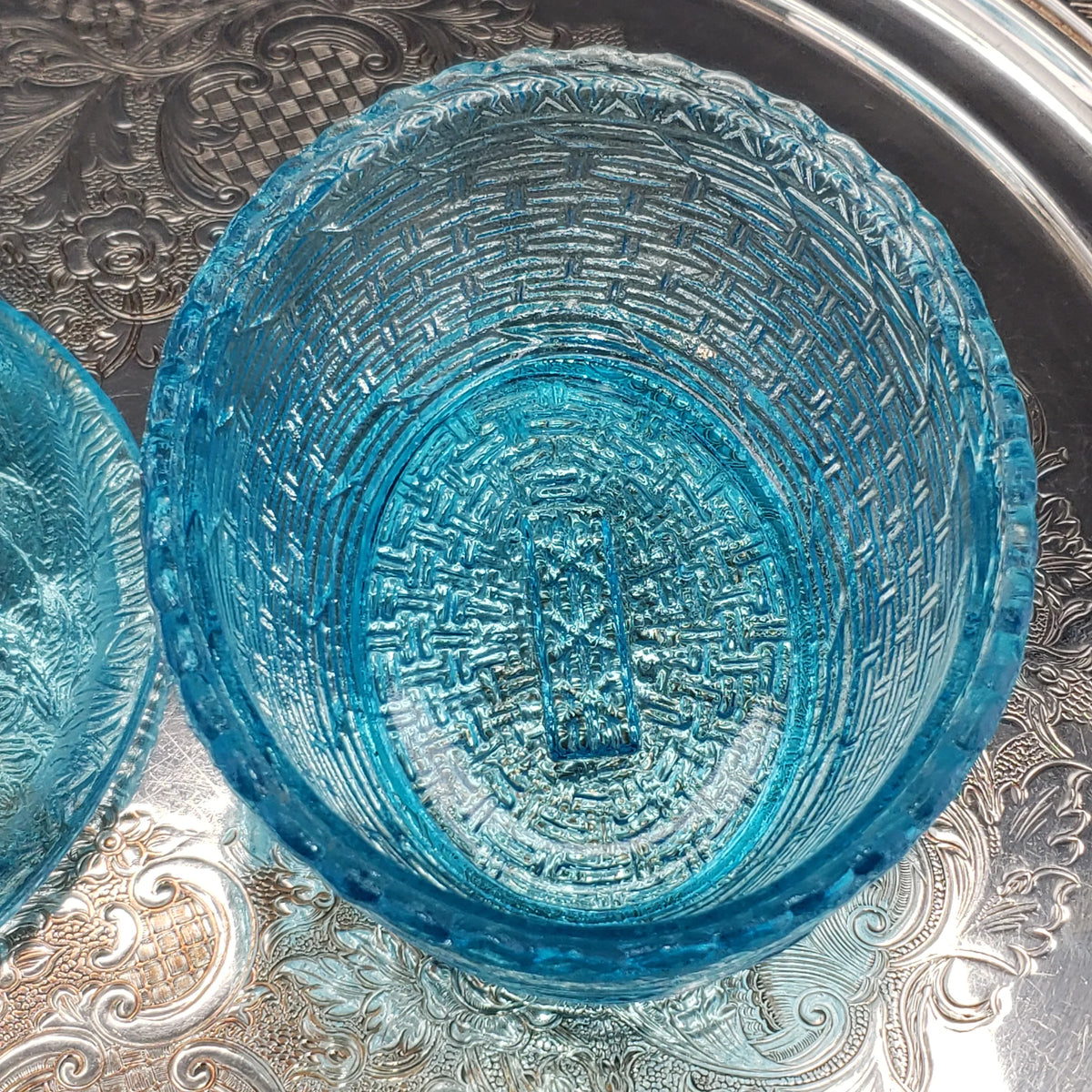 Vintage Ice Blue Glass Hen On A Nest - Medium Size