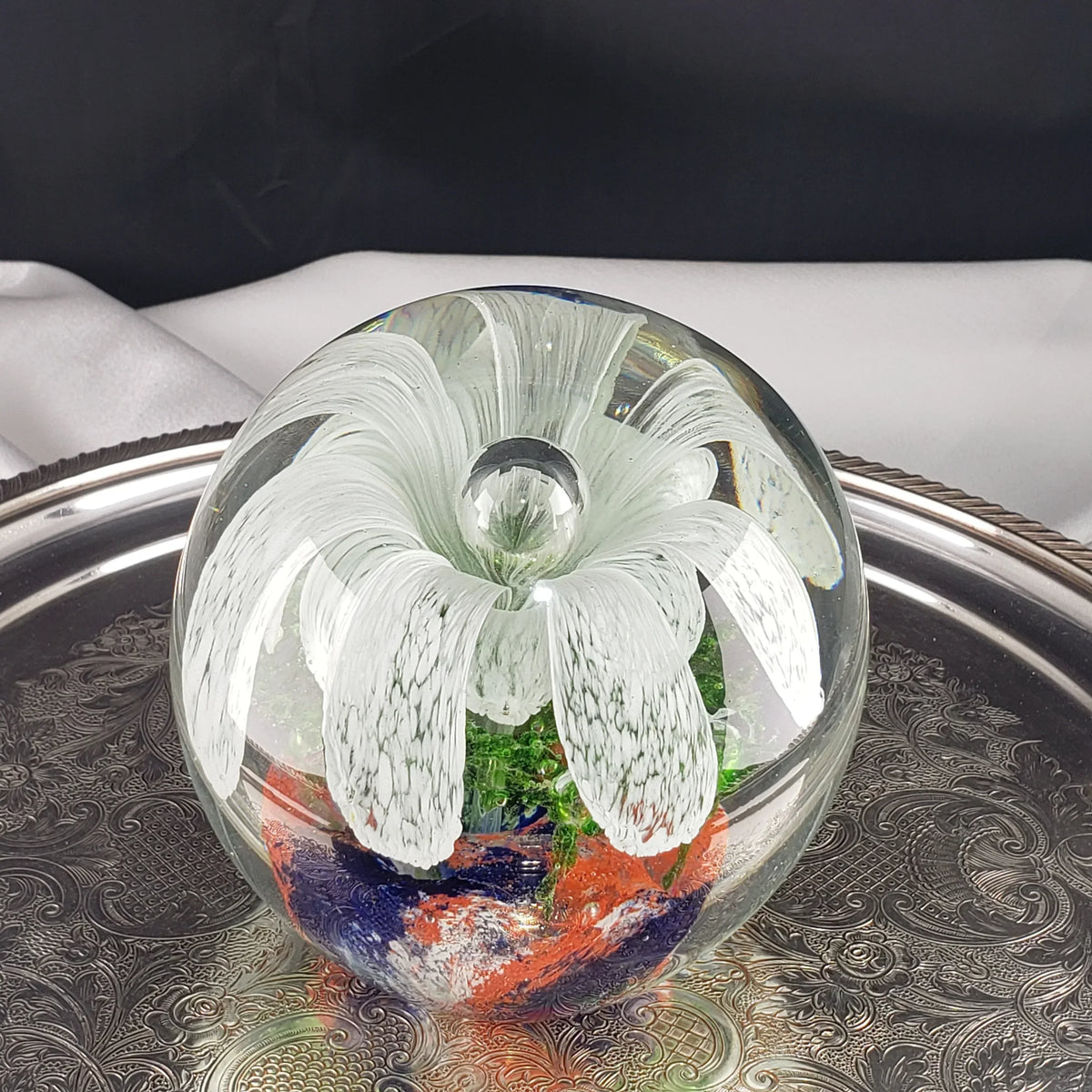 Large Controlled Bubble Paperweight