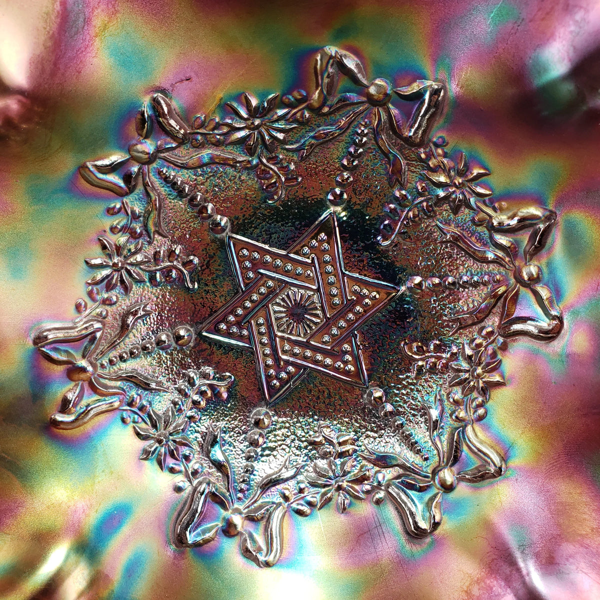 Antique Northwood Star of David & Bows Carnival Glass Bowl