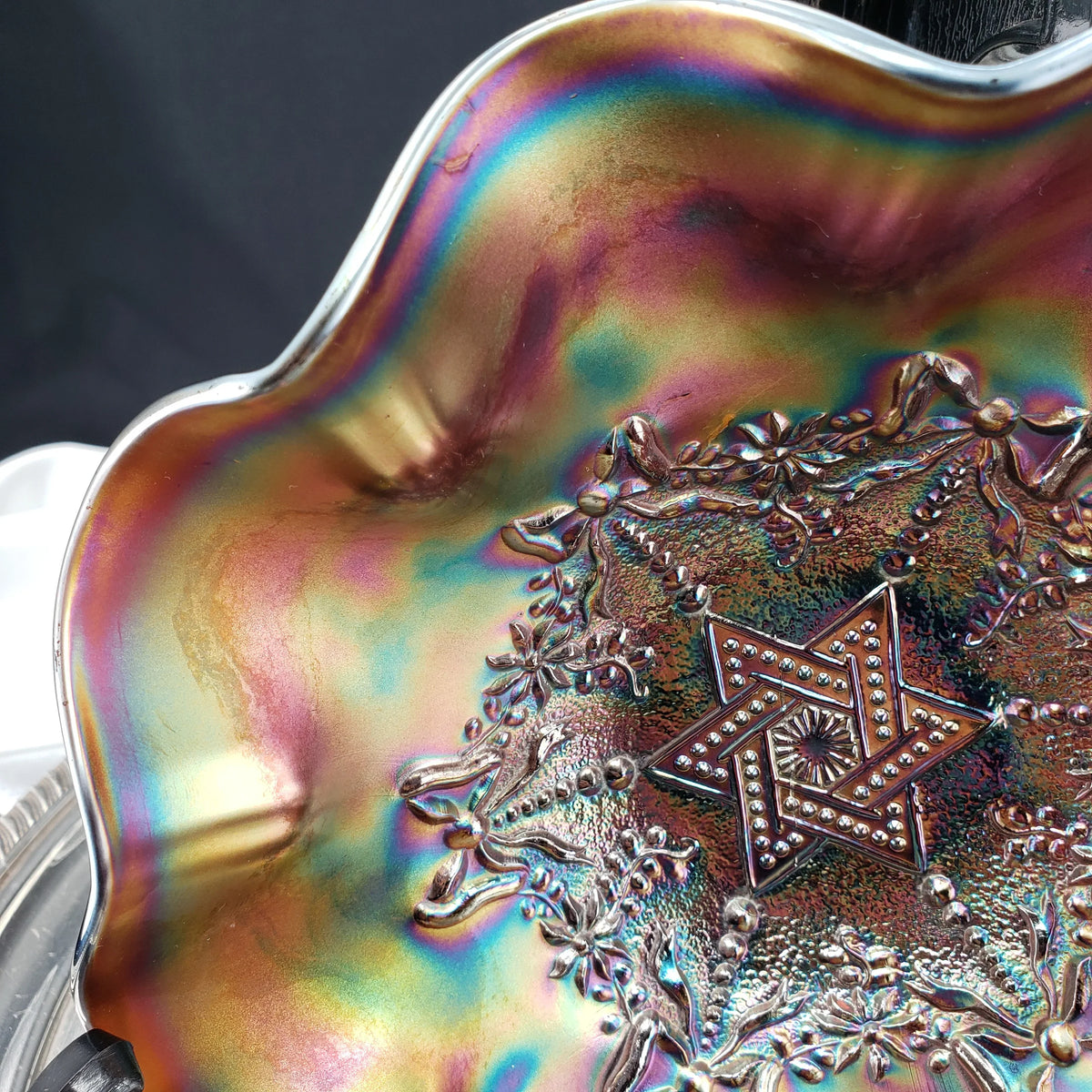 Antique Northwood Star of David & Bows Carnival Glass Bowl