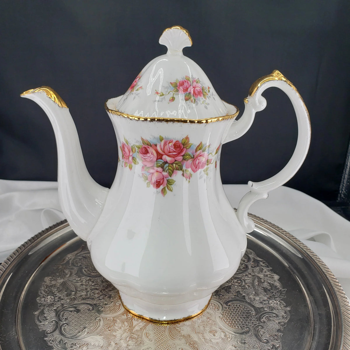 Paragon Elizabeth Rose Coffee Pot – Fine Bone China Floral Vintage Teapot