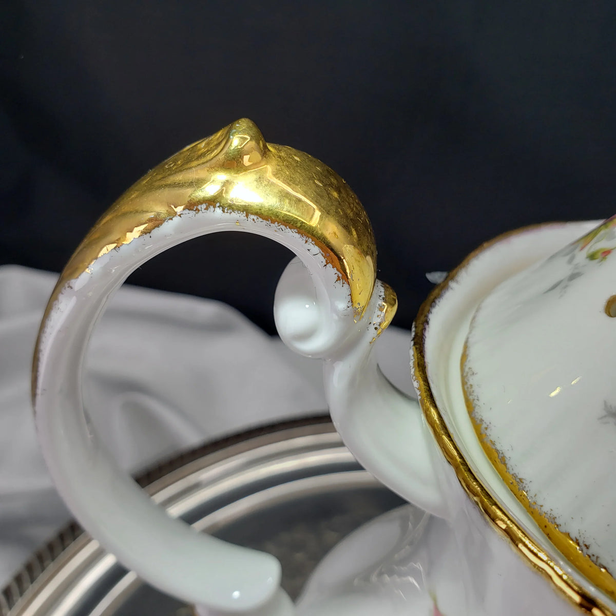 Paragon Elizabeth Rose Coffee Pot – Fine Bone China Floral Vintage Teapot