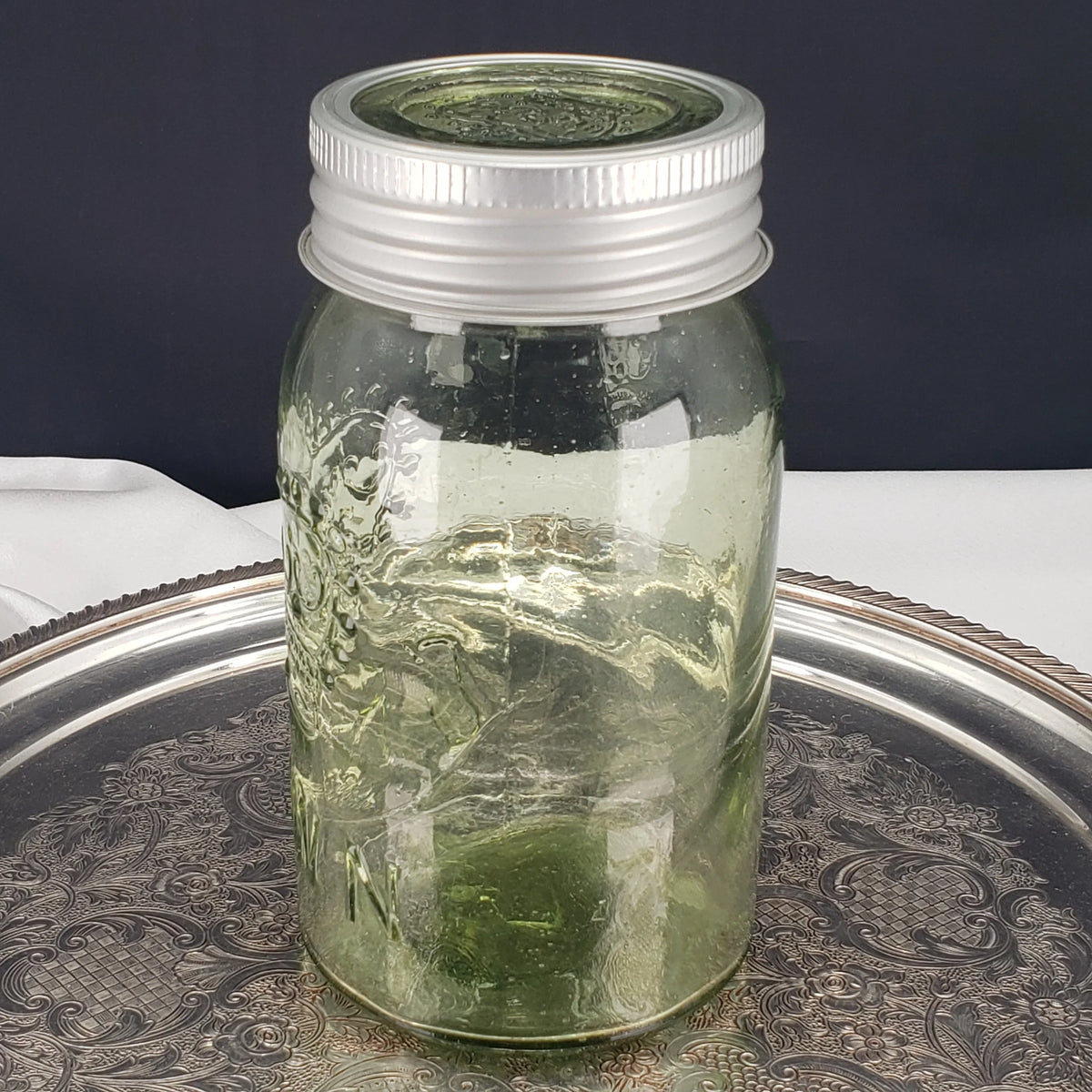 Apple Green Crown Jar – 7X Tall O Series – Quart Size – Vintage Canadian Jar