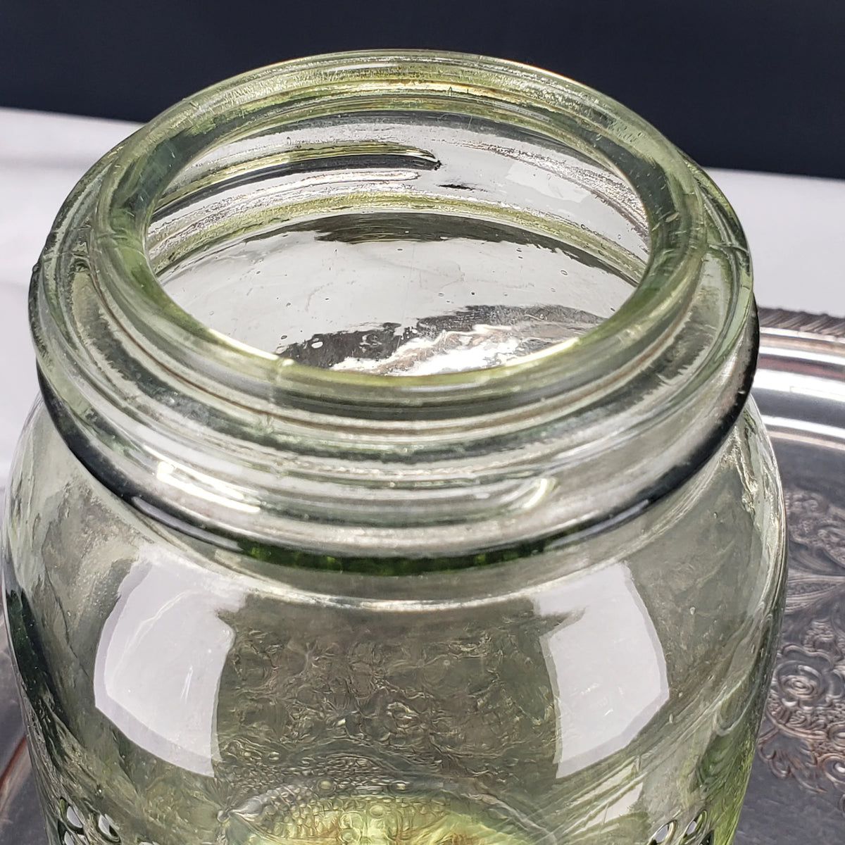 Apple Green Crown Jar – 7X Tall O Series – Quart Size – Vintage Canadian Jar