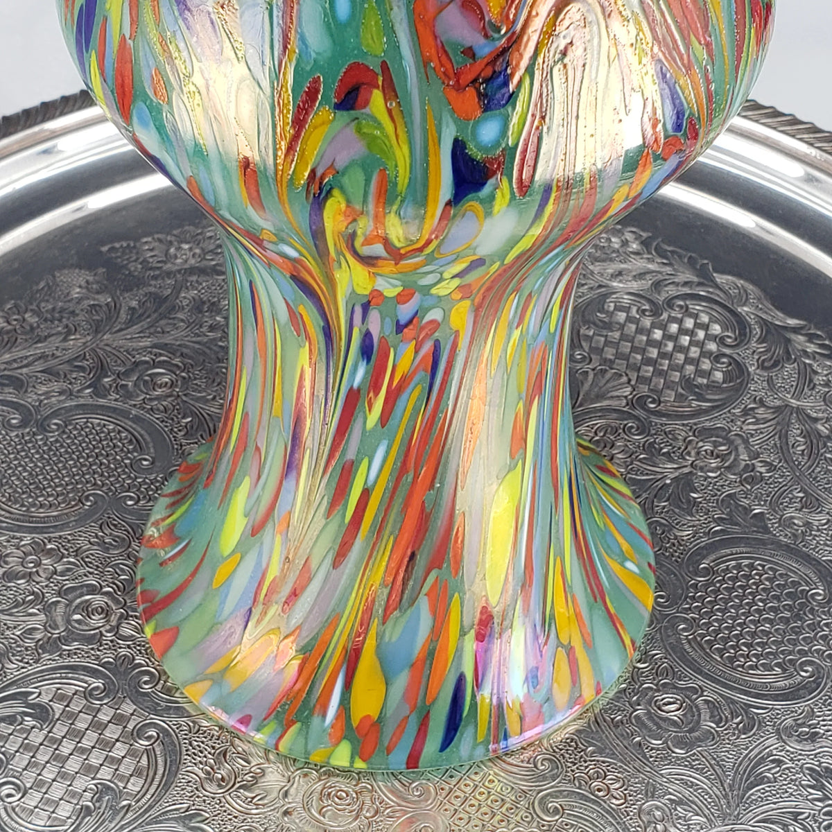 Loetz Ausführung 237 Art Nouveau Vase – Jade Green UV Reactive Glass – Czechoslovakia ca. 1925
