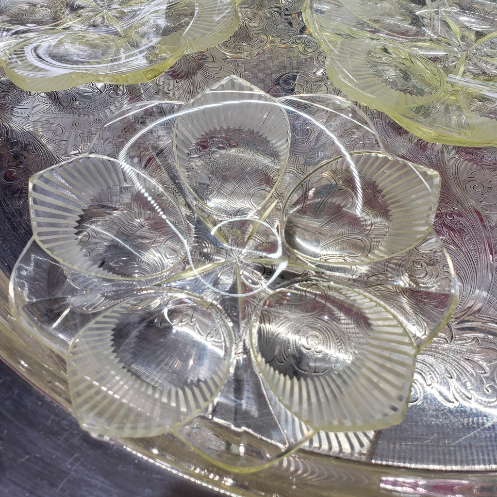 Art Deco Plate Set - Yellow Flower Shape Glassware