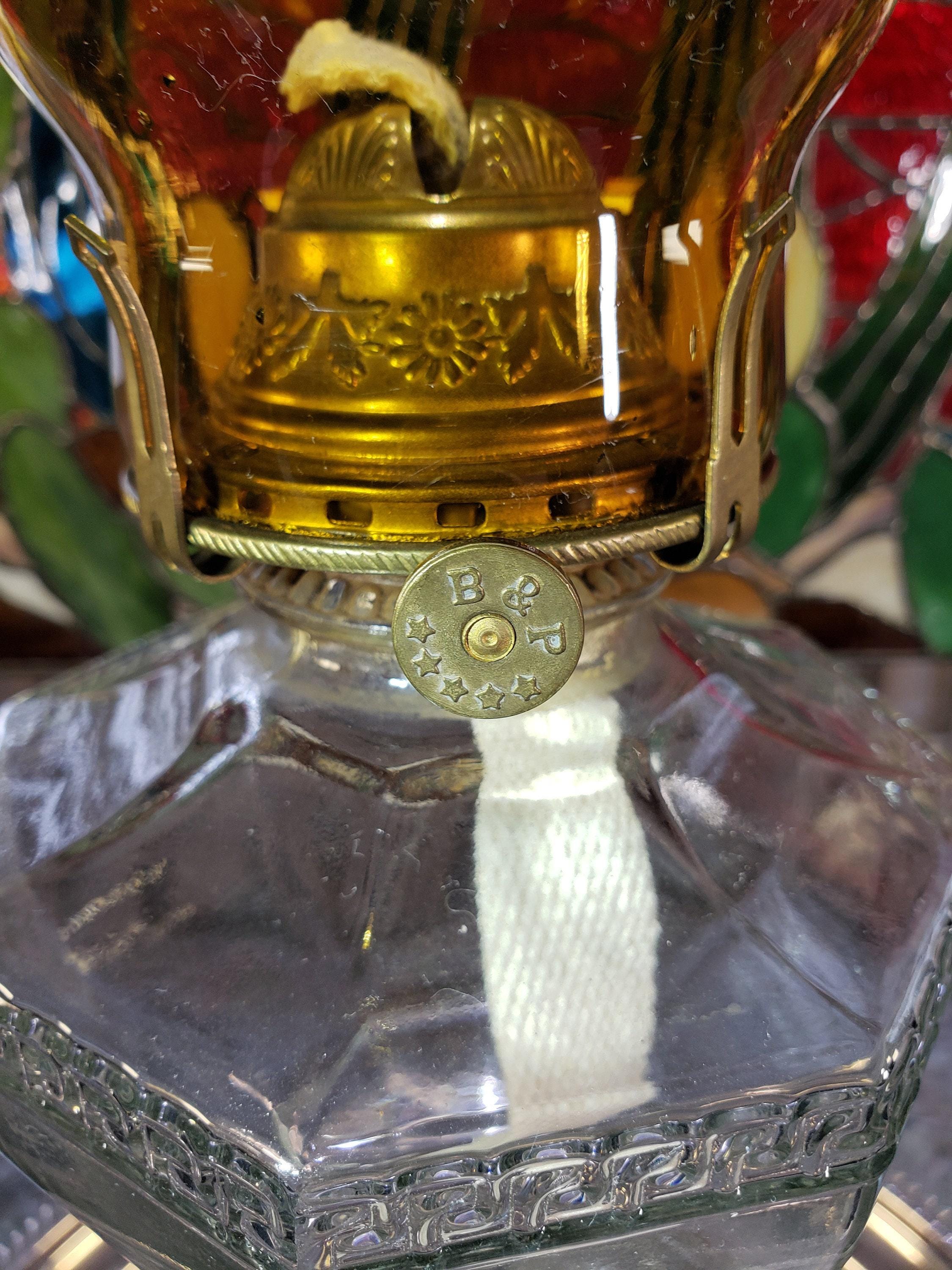 Greek Key Oil Lamp, Amber Glass Chimney (Circa 1900)
