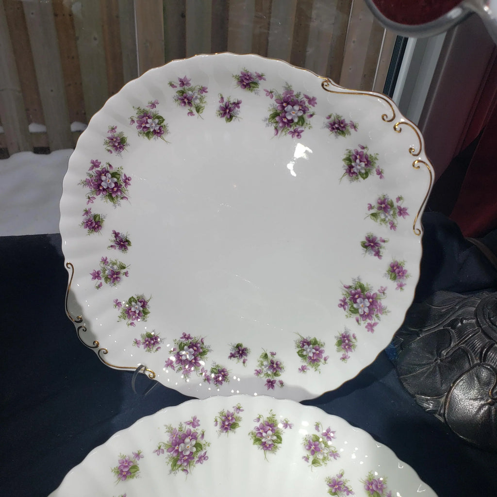 Royal Albert Sweet Violets Dinnerware (47 Pieces, Service for Four)