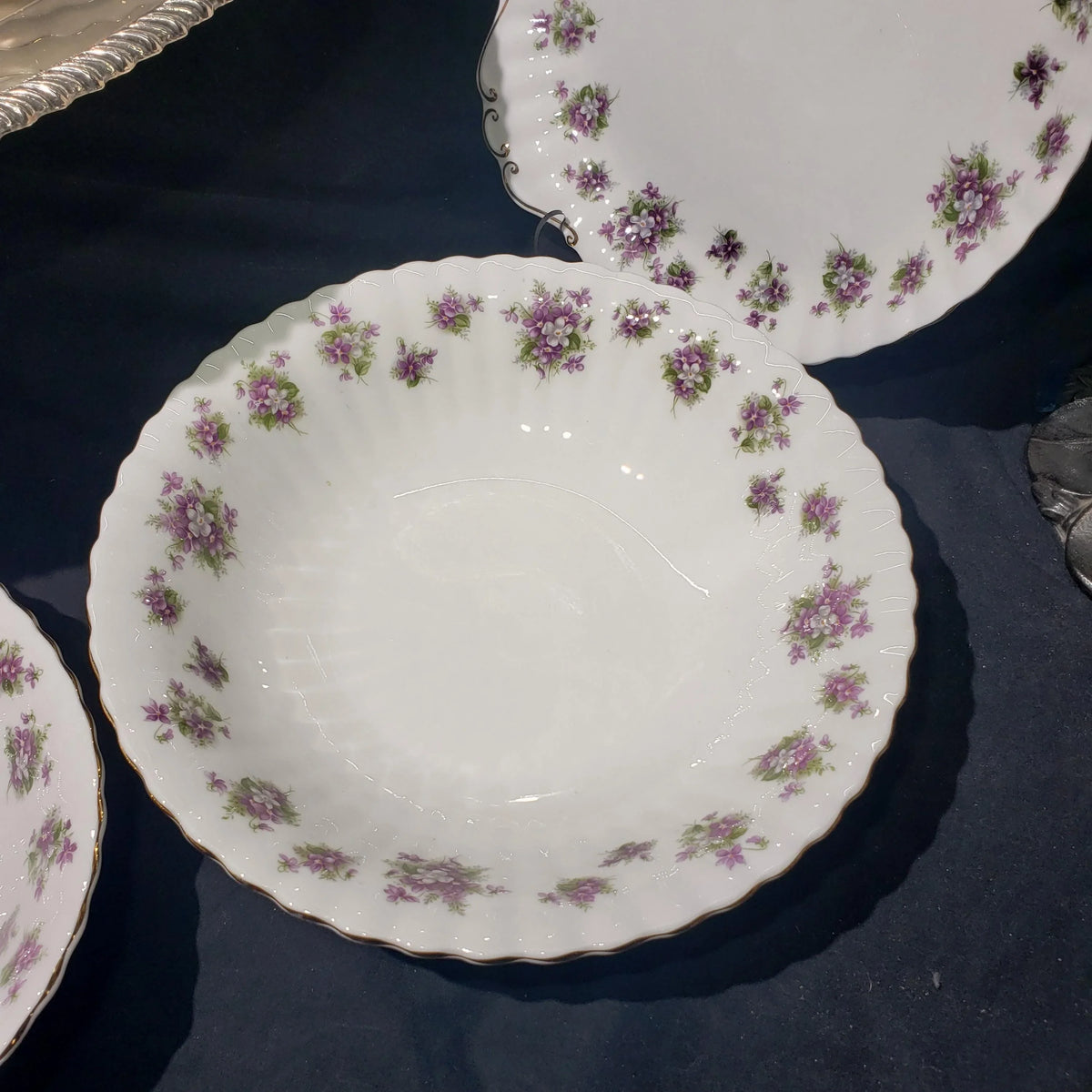 Royal Albert Sweet Violets Dinnerware (47 Pieces, Service for Four)