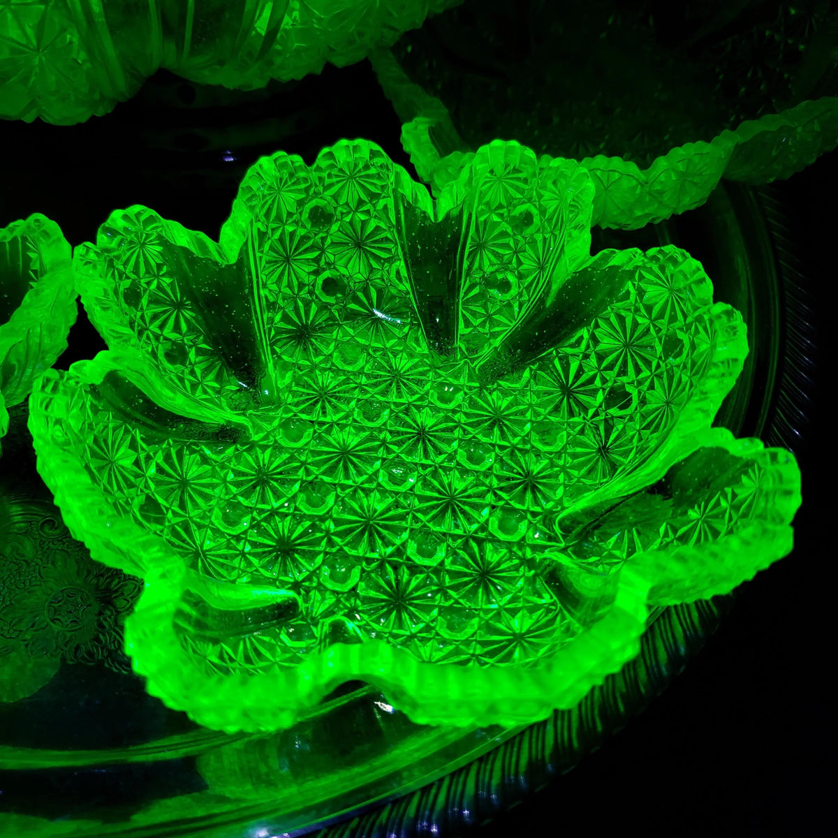 Uranium Glass Berry Bowl Set: Daisy Button Vaseline Glass (Victorian Era)