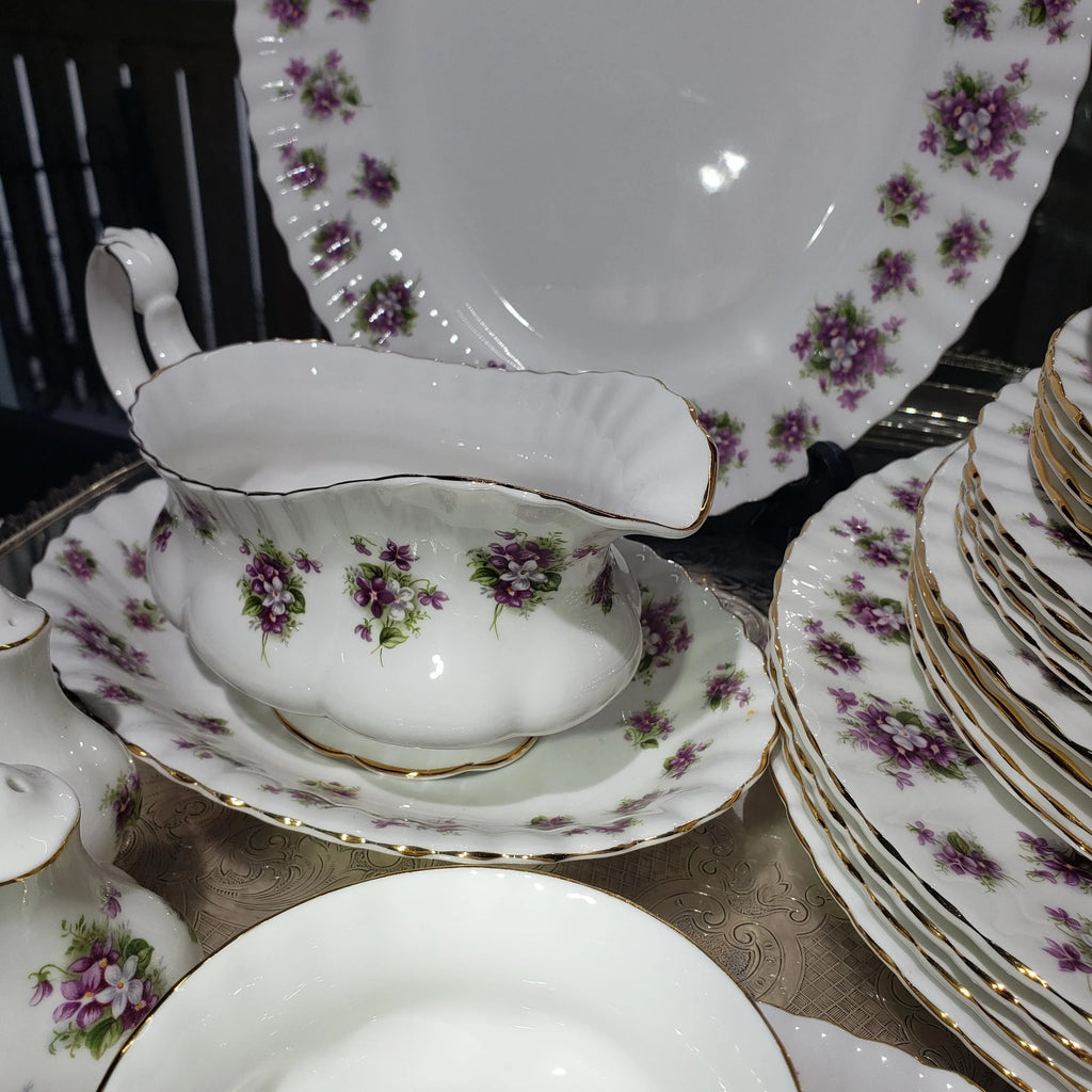 Royal Albert Sweet Violets Dinnerware (47 Pieces, Service for Four)