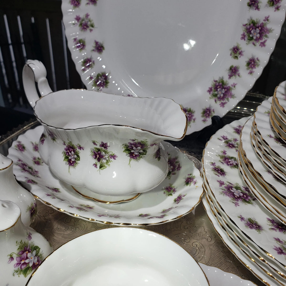 Royal Albert Sweet Violets Dinnerware (47 Pieces, Service for Four)