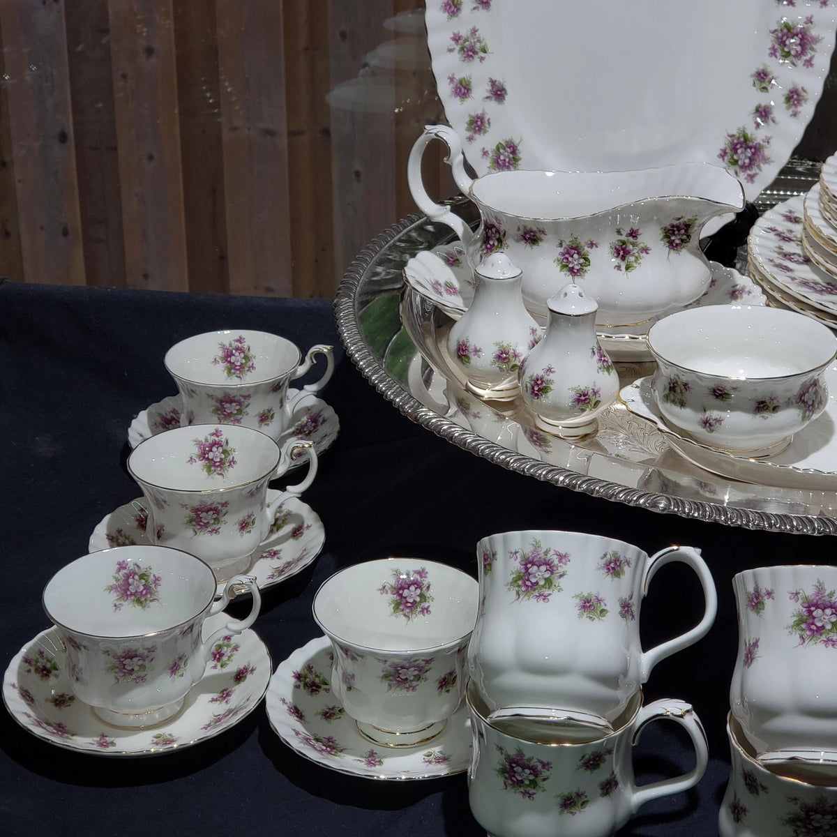 Royal Albert Sweet Violets Dinnerware (47 Pieces, Service for Four)