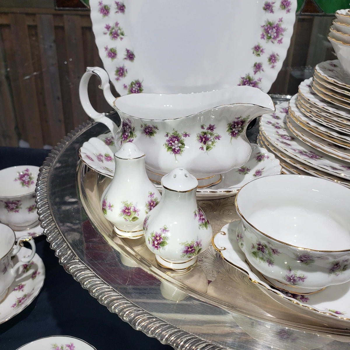 Royal Albert Sweet Violets Dinnerware (47 Pieces, Service for Four)