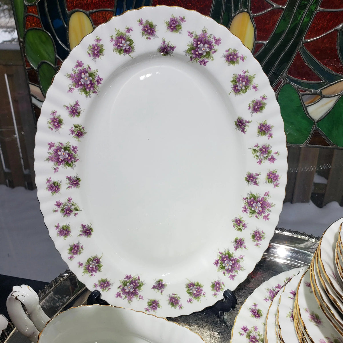 Royal Albert Sweet Violets Dinnerware (47 Pieces, Service for Four)