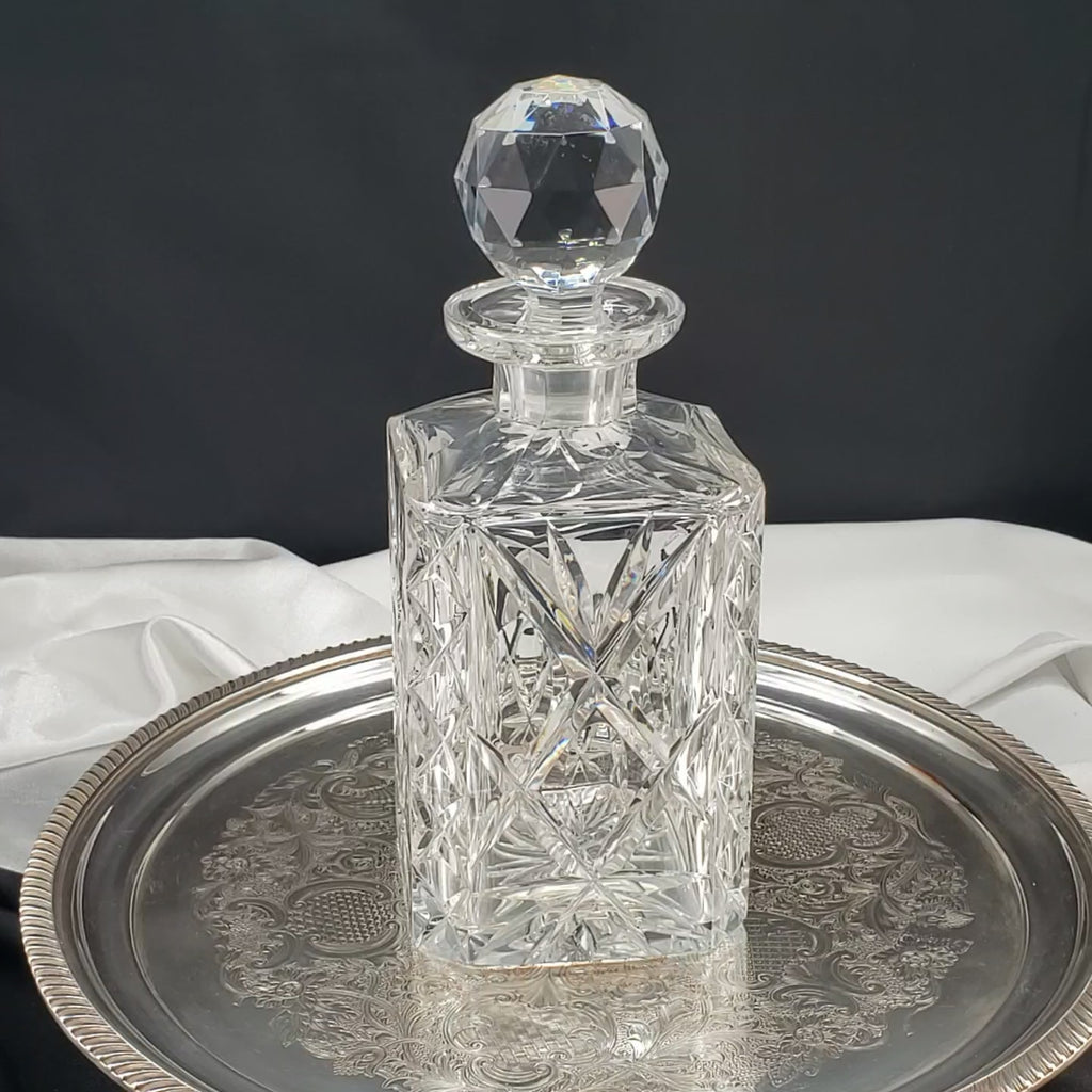 Vintage Cut Crystal Decanter – Deep Diamond Pattern with Thumbprints & Bevelled Corners – Faceted Stopper – Heavy Lead Crystal