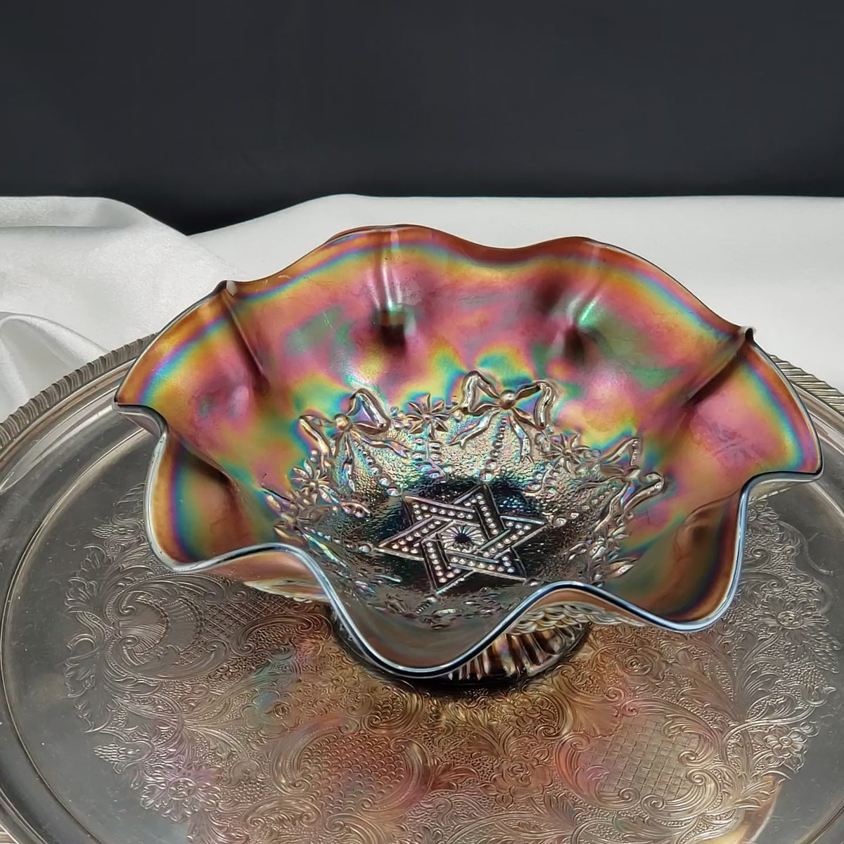 Antique Northwood Star of David & Bows Carnival Glass Bowl